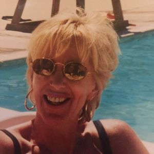 Meet your Posher, Deborah